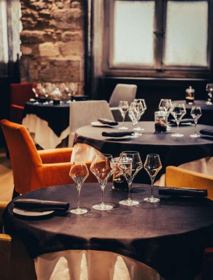 La Quintessence · Gourmet restaurant Lyon 1 · Dining room